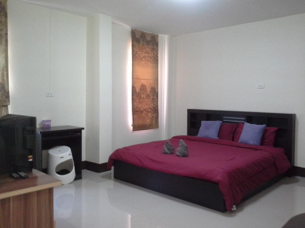 Bansappoori Lejlighedshotel Lamphun Værelse billede